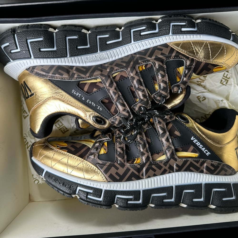 Versace Men's Gold and Black Patterned Sneakers